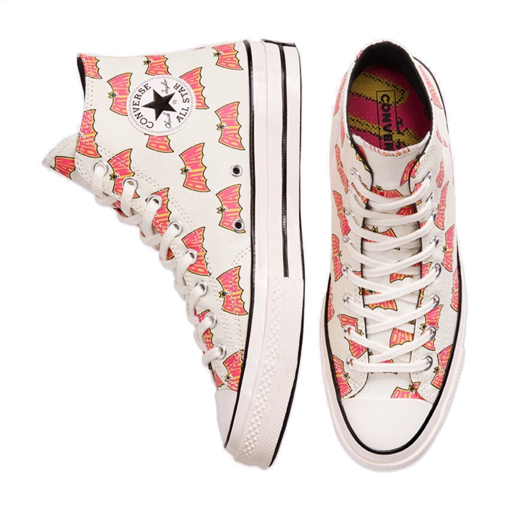 NWOT Authentic Converse Batman UNISEX Sneakers